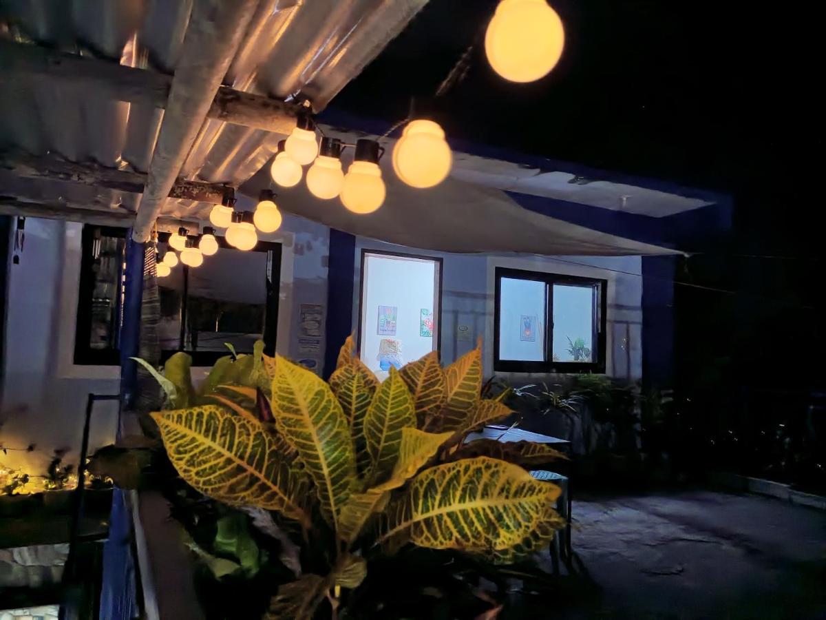 Marbeth Inn Корон Экстерьер фото