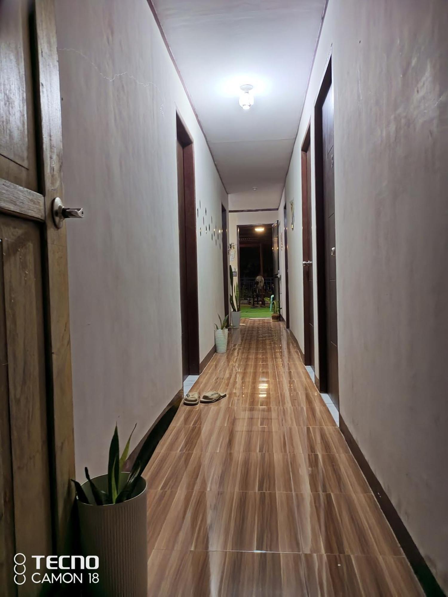 Marbeth Inn Корон Экстерьер фото